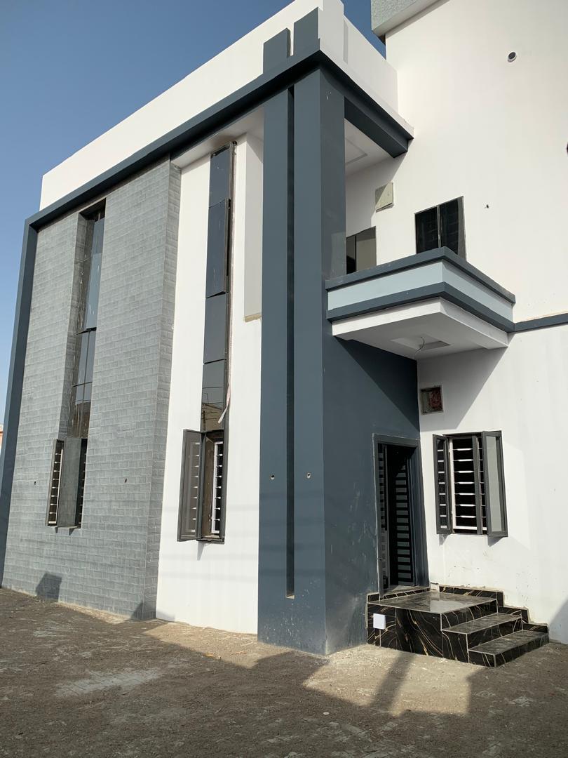 Luxury 6-Bedroom Duplex with Guest House at Rijiyar Zaki Bayan Season 7 – Kano